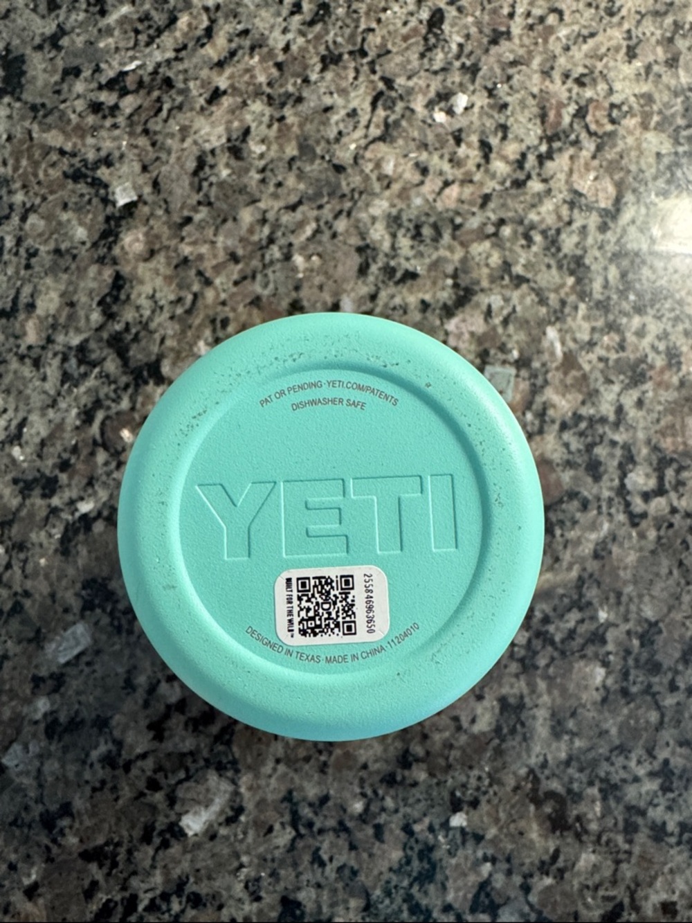 Yeti 16 oz Tall Can Colster - Seafoam Doscontinued - Picture 4 of 5